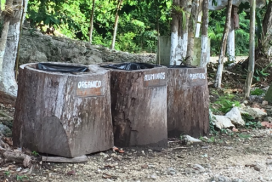 Separación de basura en Siijil Noh Ha